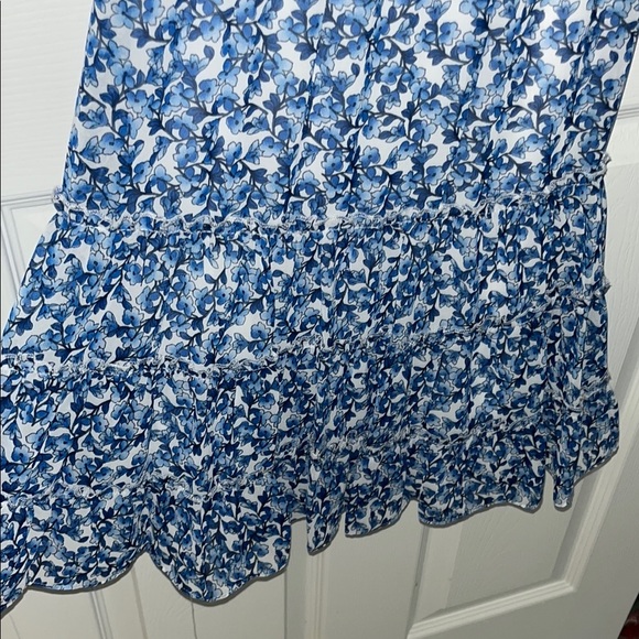 B Darlin Blue and White Floral Ruffled Mini Dress NWOT - Picture 5 of 9